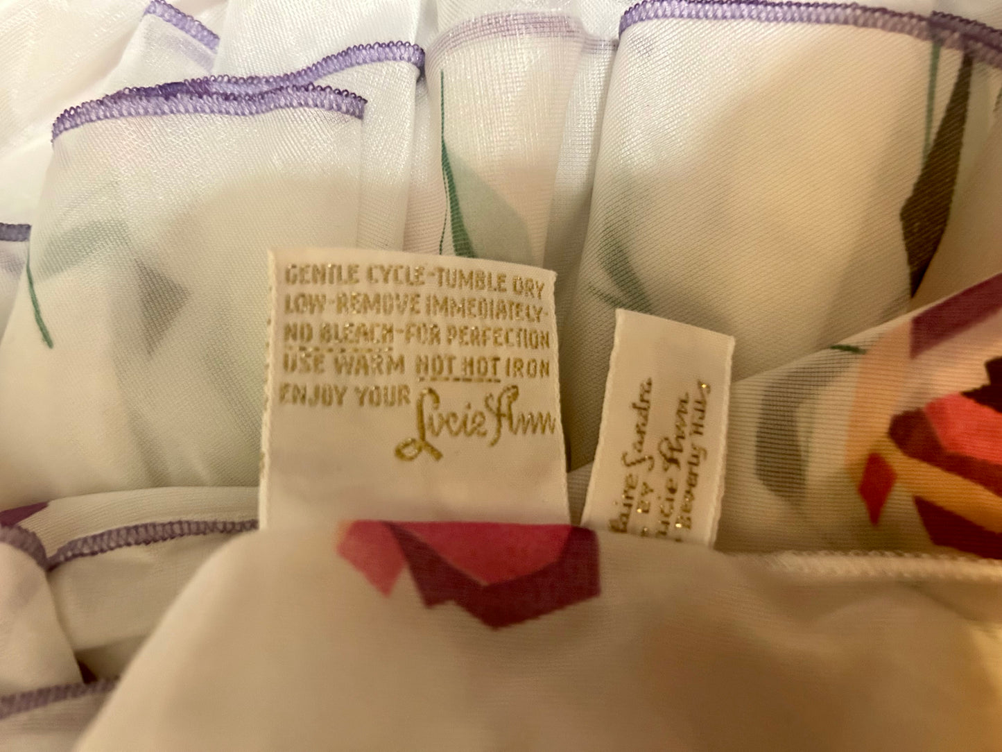 Claire Sandra by Lucie Ann Beverly Hills Geometric Flowers Peignoir Free Size VOLUP Friendly