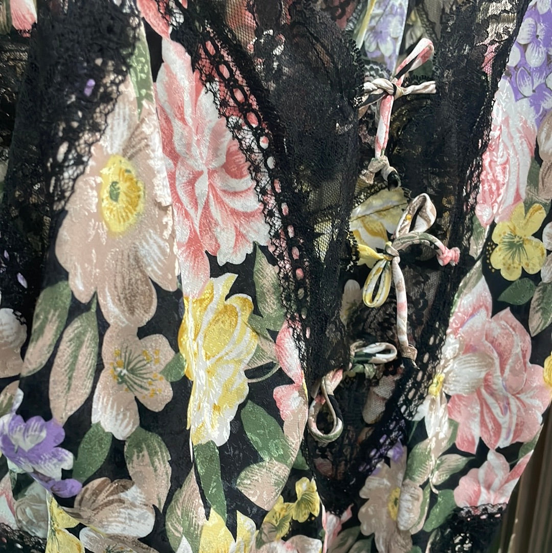 Gold Label Victoria Secret Floral with Black Lace Bow Front One Piece Negligee Size Large