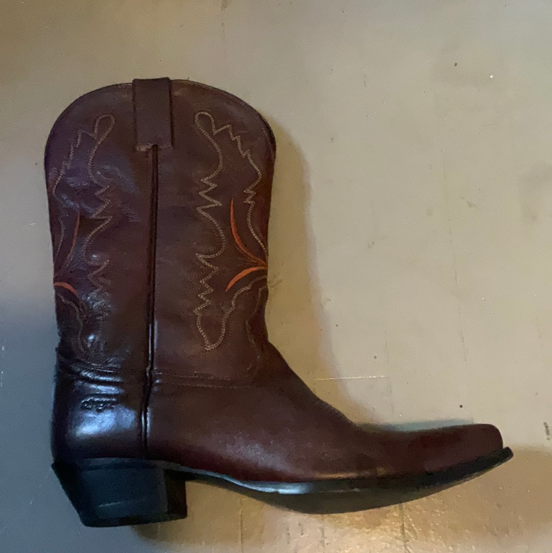 DINGO Size 7.5 Vintage Brown Cow Boots with Orange Heart Stitching