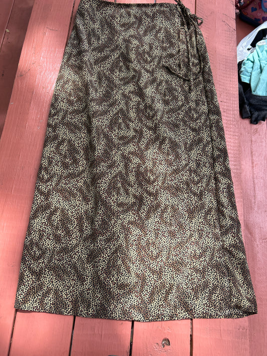 Impressions Full Wrap Skirt in Abstract Cheetah Size Large