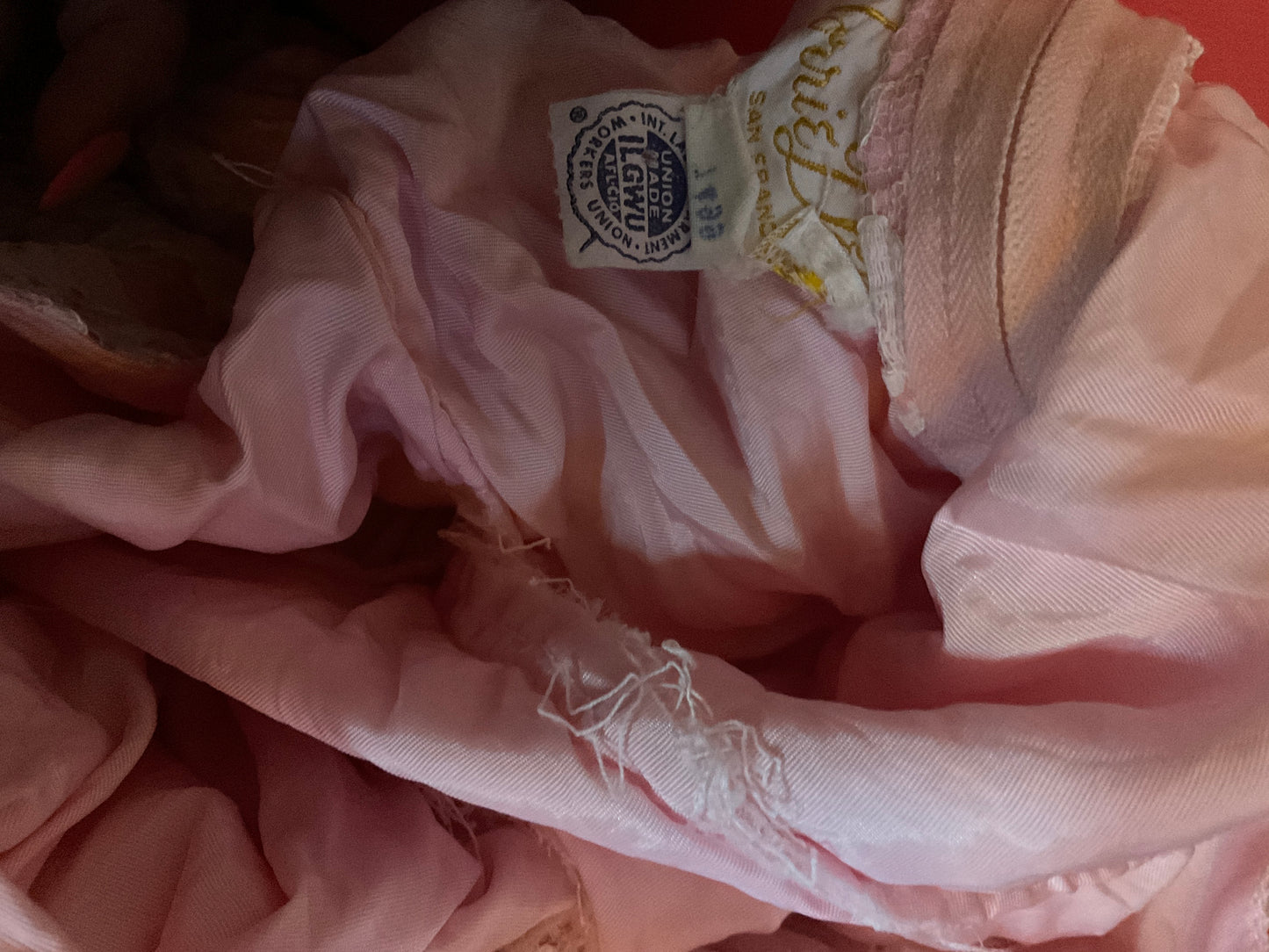 Lorrie Deb San Francisco Pink Silk Under White Lace Midcentury Medieval Long Sleeve Empire Waist Gown Size Small