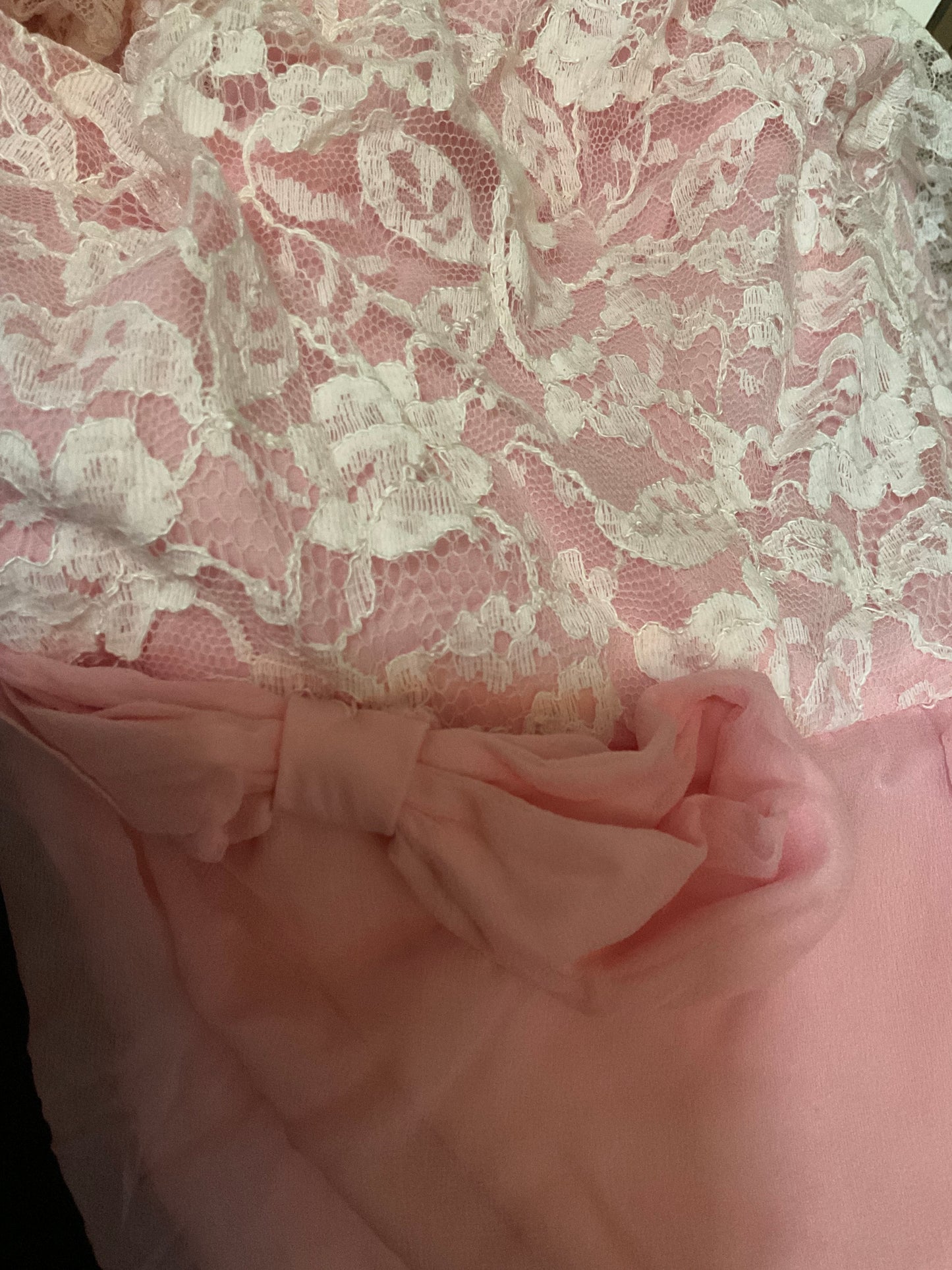 Lorrie Deb San Francisco Pink Silk Under White Lace Midcentury Medieval Long Sleeve Empire Waist Gown Size Small