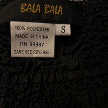 Load image into Gallery viewer, Bala Bala crinkle short sleeve crew neck sequin top