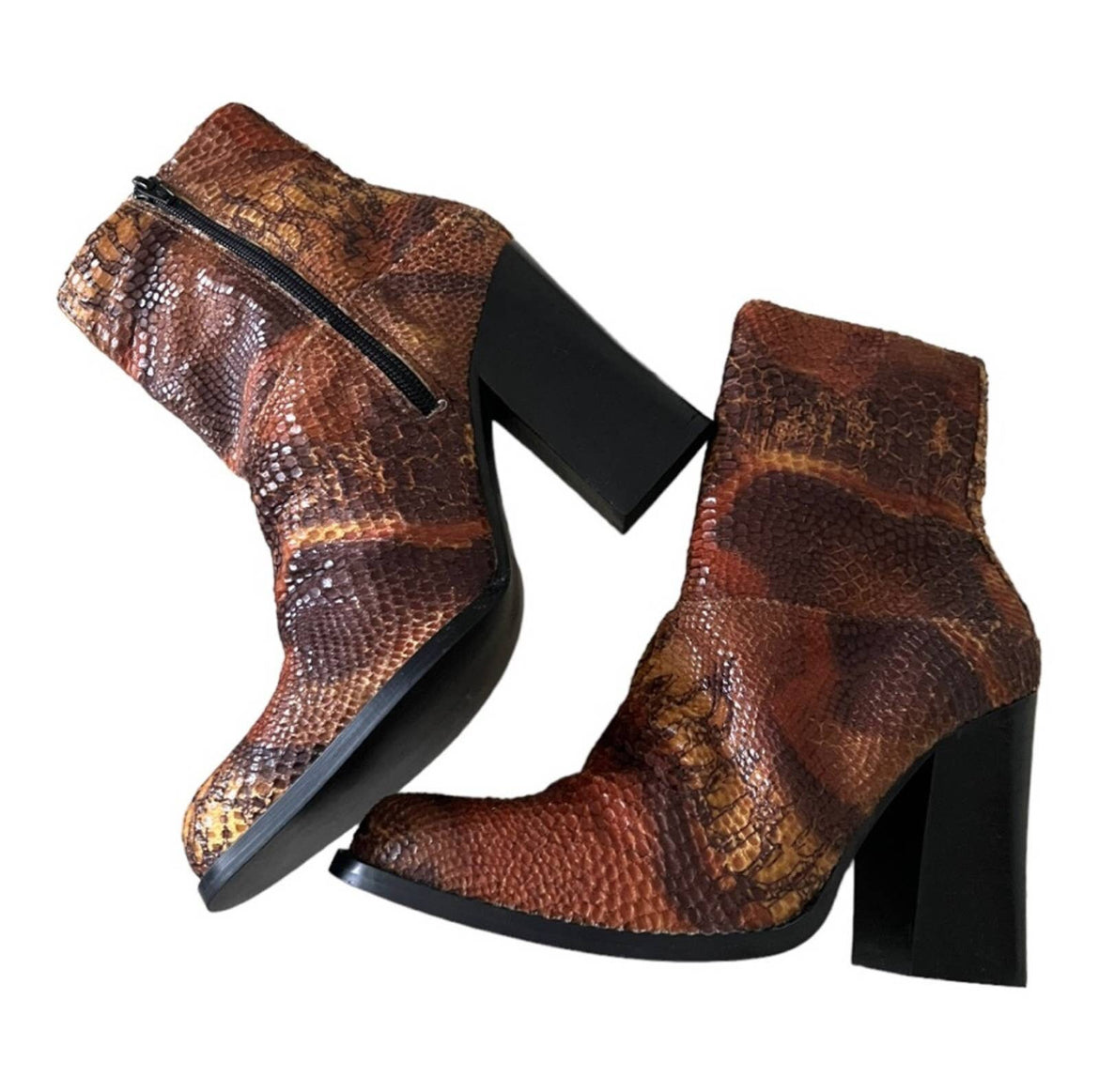 Mainstays Browns Vintage Velvet Printed Snakeskin Y2K Heeled Boots Size 7.5