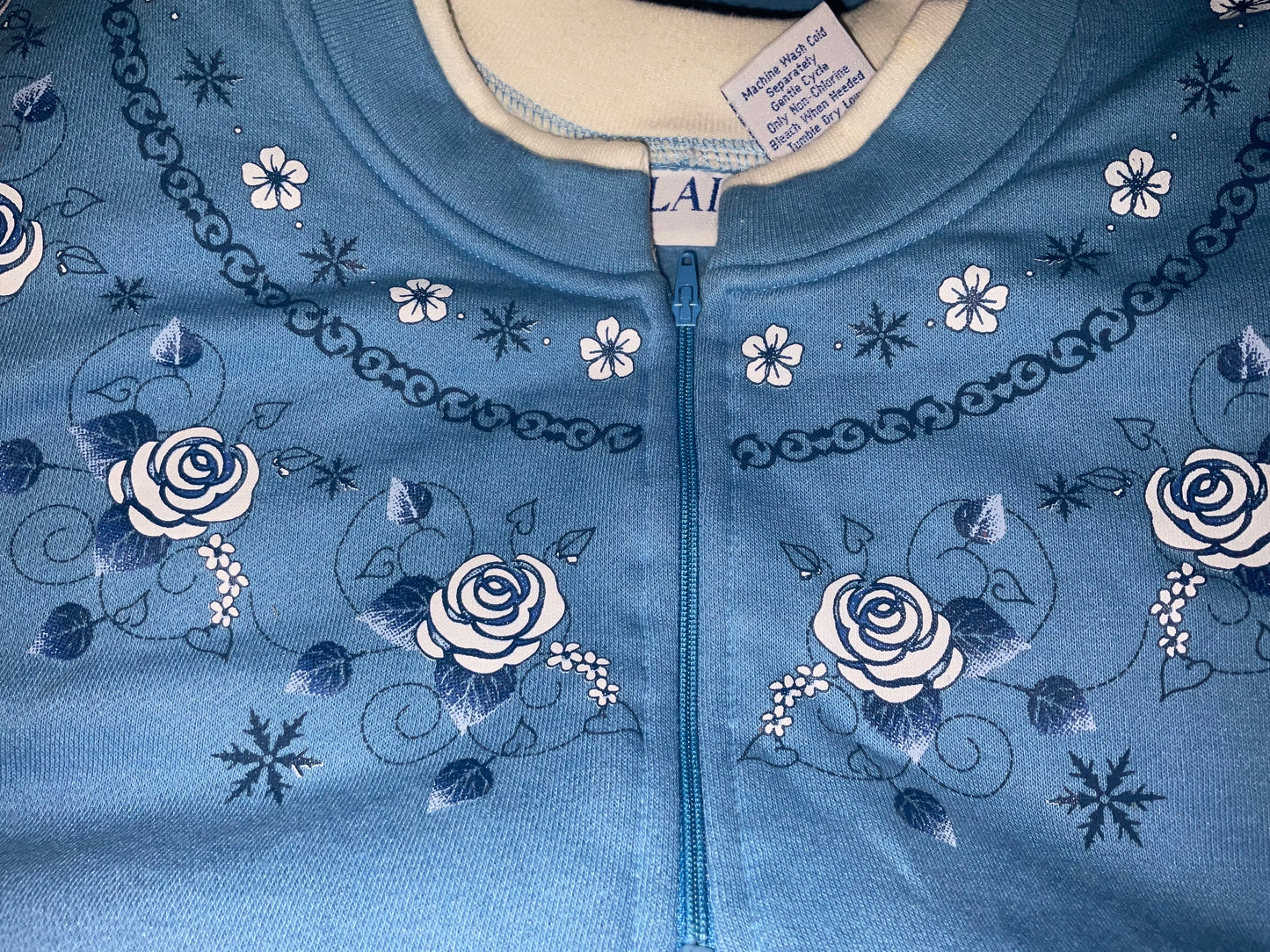 Topstitch and Blair Embroidered Pink or Blue Floral Collared Sweatshirt Size Large/XL