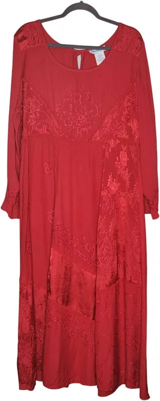 The Paragon Women's Scoop Neck Long Sleeve Embroidered Dress Red Size Large