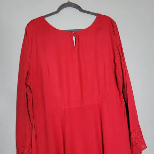 The Paragon Women's Scoop Neck Long Sleeve Embroidered Dress Red Size Large