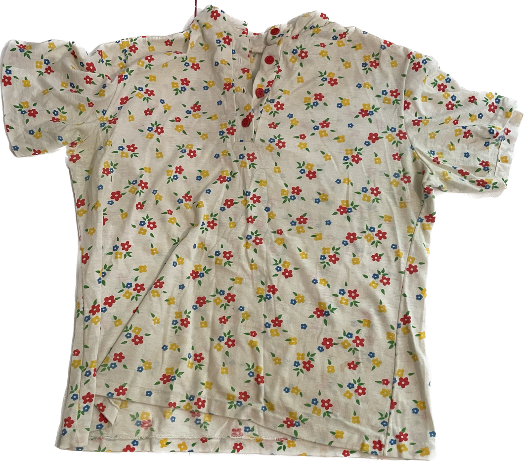 Ditsy Floral Red and Yellow Flower Power 70’s Tee Button Up Size Medium