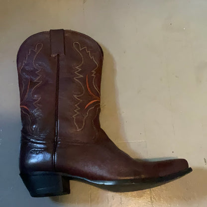 DINGO Size 7.5 Vintage Brown Cow Boots with Orange Heart Stitching