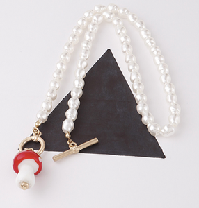 Mushaboom Pearly Toggle Necklace